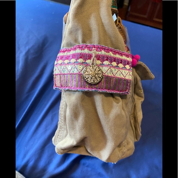 Desigual Boho Satchel in excellent condition. - Picture 3 of 8